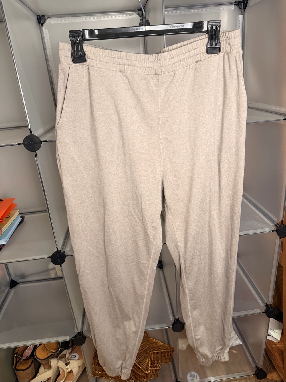 Vuori boyfriend Women’s Joggers